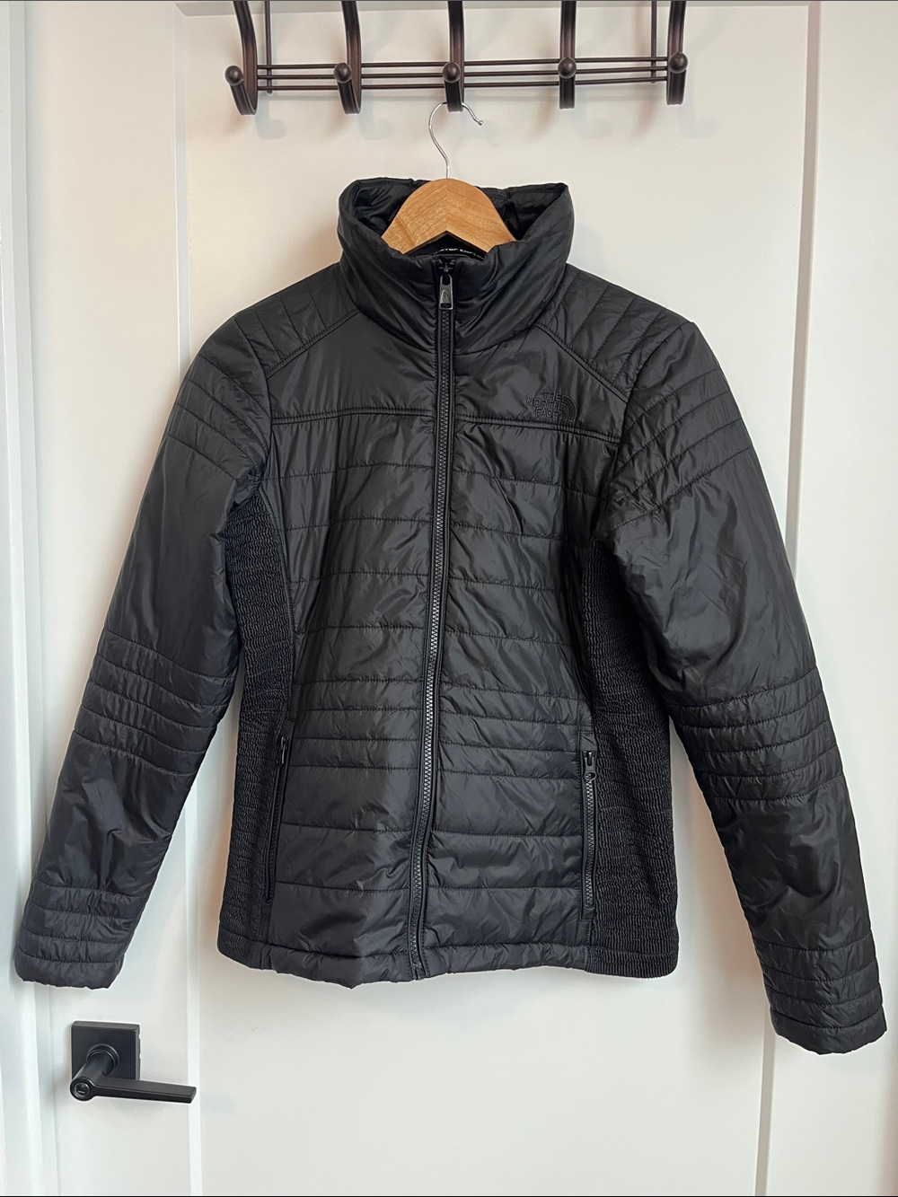 The North Face Black Women's Insulated Puffer Jacket